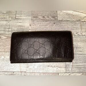 Authentic Gucci Dark Brown Embossed Leather Card Holder/wallet